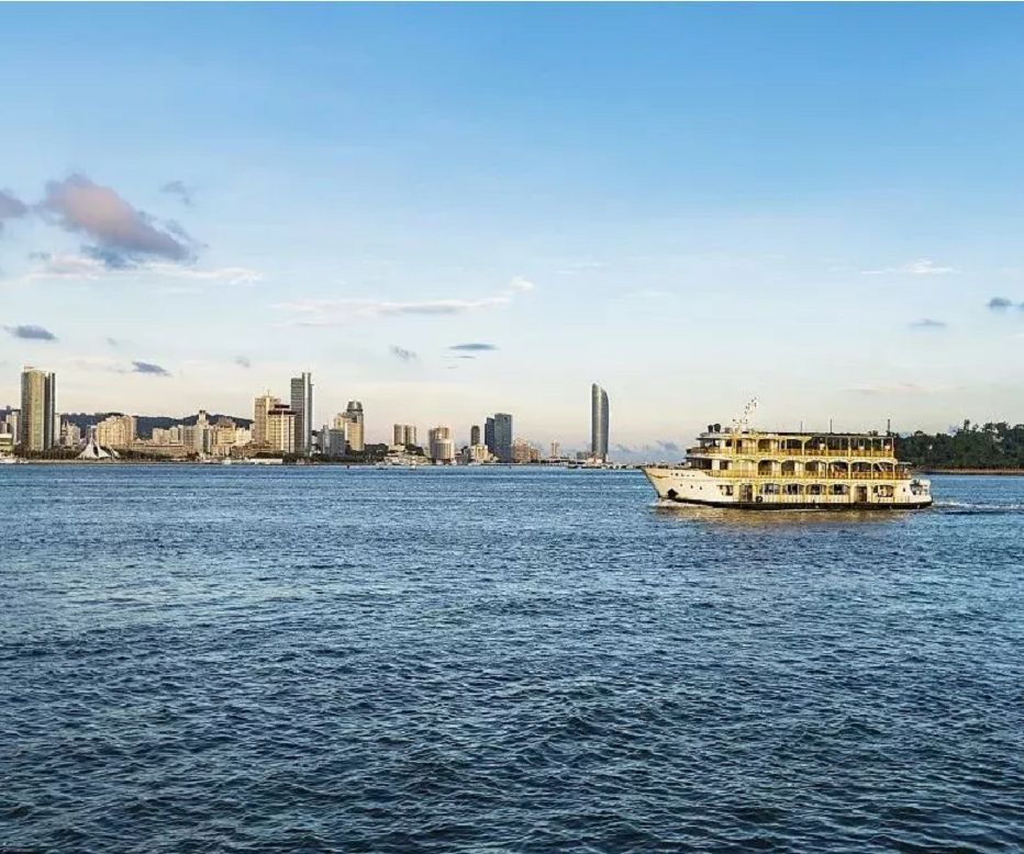 来一场说走就走的海上游漳州港包船环鼓浪屿海上游开启文末有彩蛋