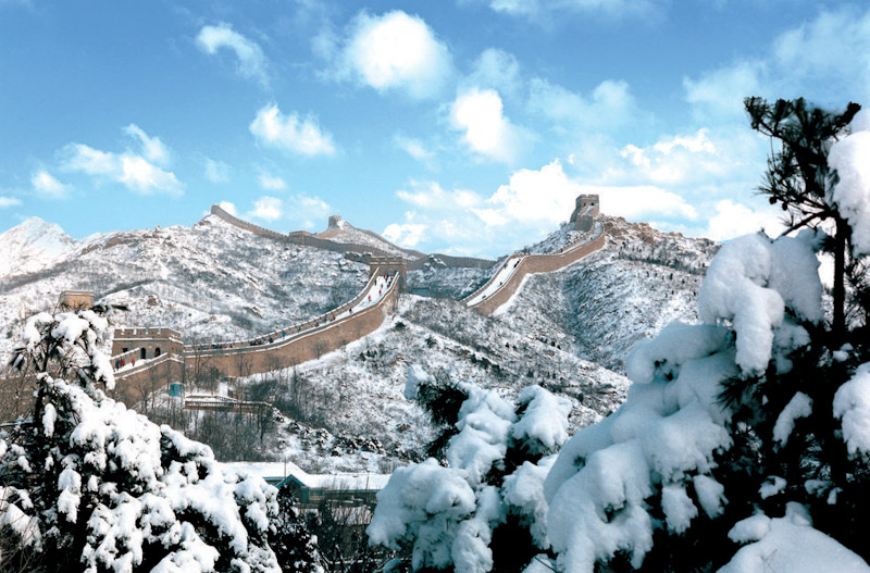 规划中的延庆雪上赛区在小海坨山地区,该区域春秋冬三季有雪,滑雪期从