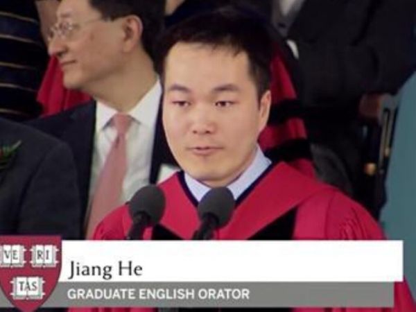  中国学生哈佛 毕业生 演讲  曾就读于中科大