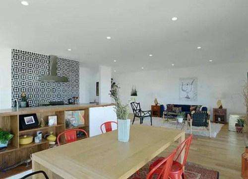  小伙自建奢华别墅 :地处魔都1500元一平米