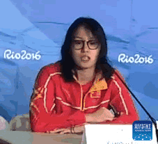 慎点:02洪荒girl傅园慧新一轮表情包 可能会笑抽筋