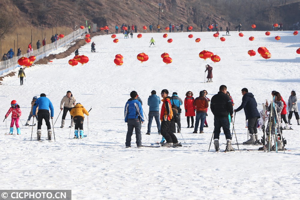 辽宁朝阳冰雪节开幕