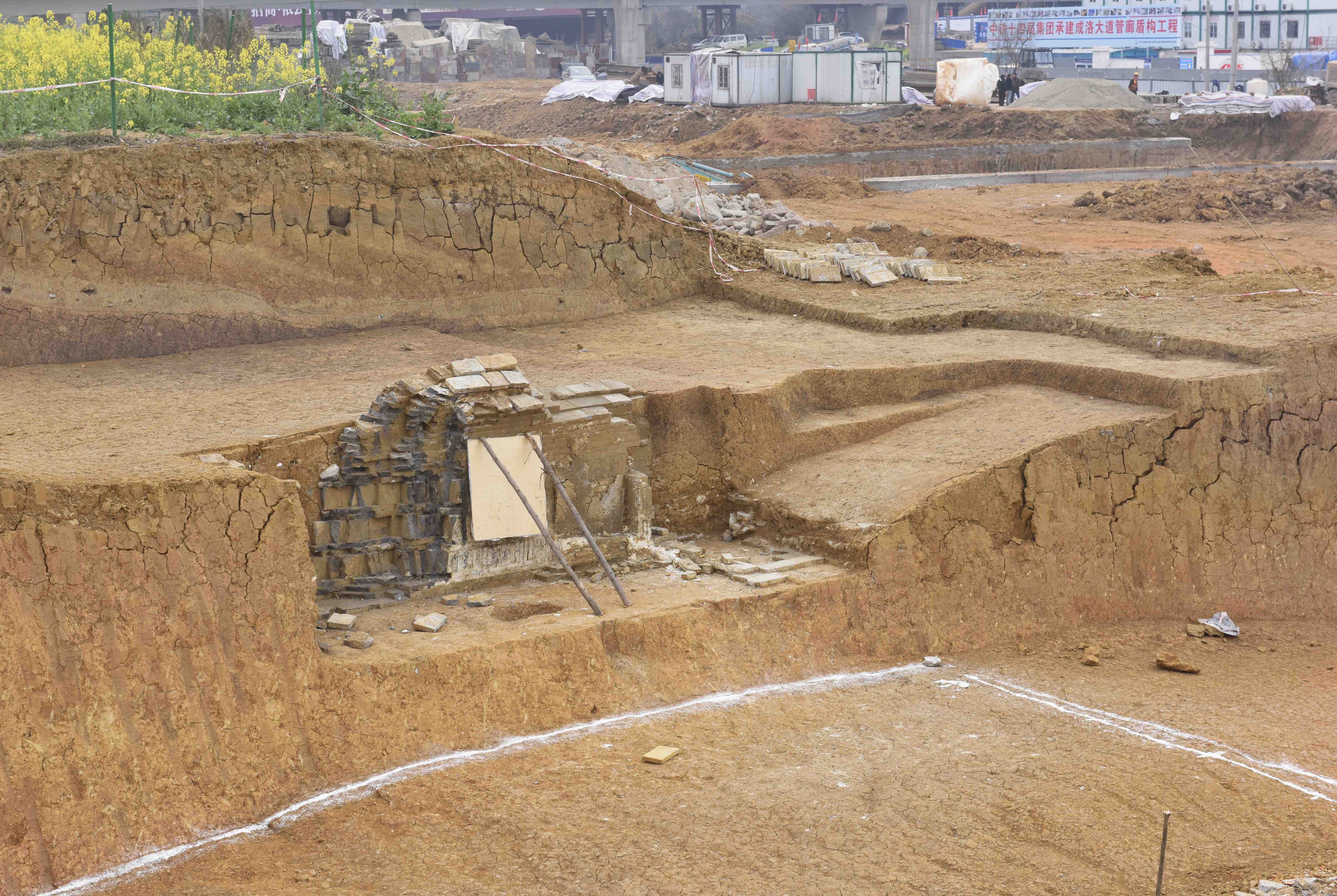 日前在成都市龙泉驿区十陵镇大梁村四组发现两座大型宋代砖室墓