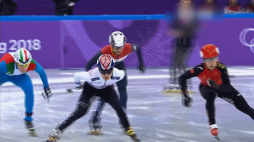 中国队4名队员任子威,韩天宇,范可新和曲春雨先后因为犯规被取消比赛