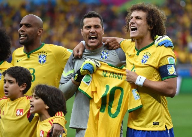 内马尔领衔巴西队世界杯阵容 中场奥古斯
