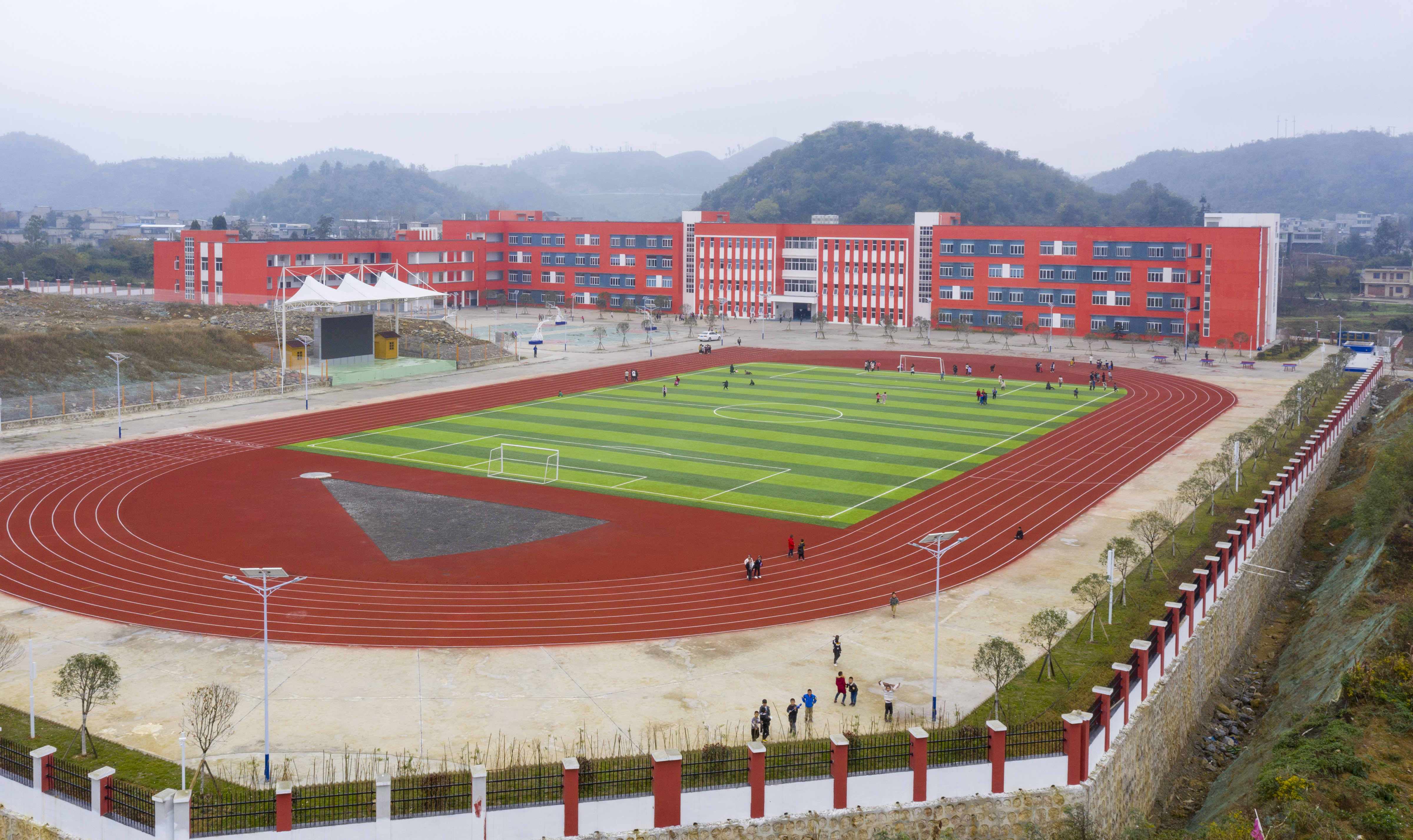 这是11月5日拍摄的贵州省毕节市黔西县小学教育第一集团惠风学校