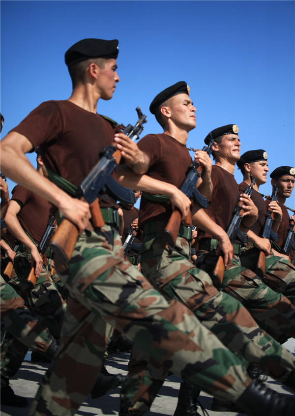 零距离探访参阅外军