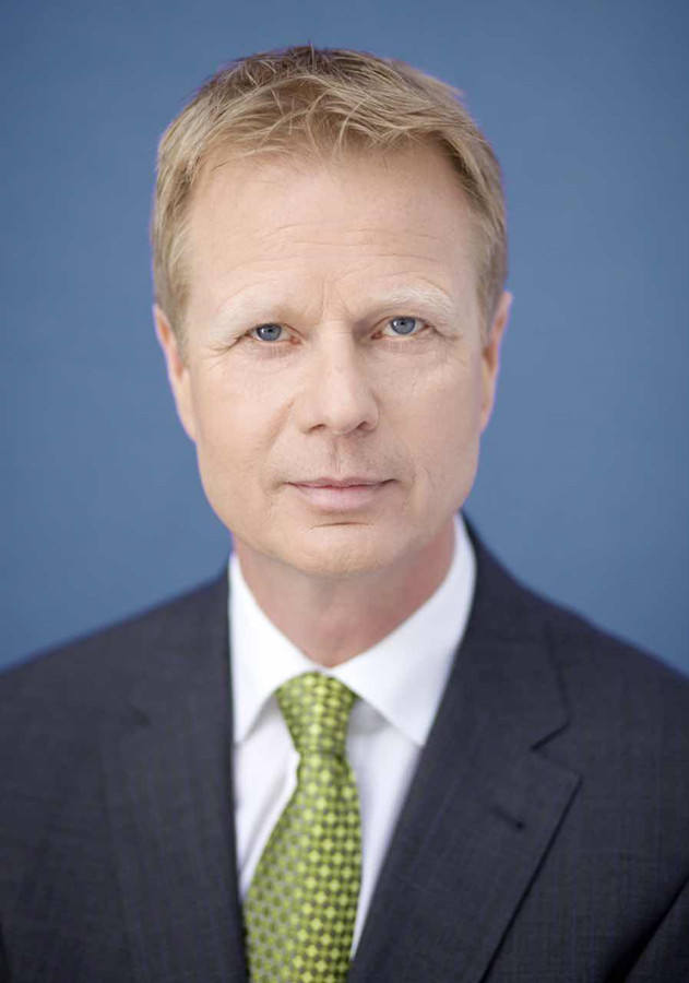 荷兰媒体看衰海牙和王辉的"婚姻"