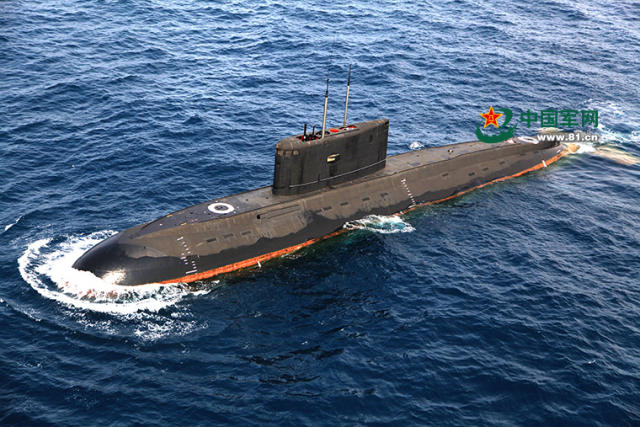 海军372艇潜潜对抗演练 瞄准短板练攻防