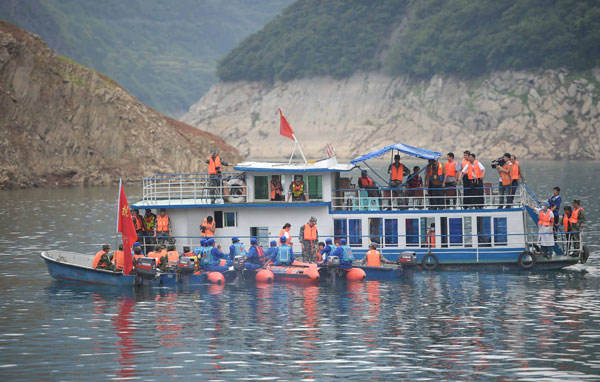 广元白龙湖游船翻船事故现场发现遇难者遗体
