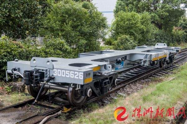 株洲造铁路货车首次出口阿根廷