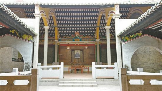 秋澄何公祠 历经坎坷的百年祠堂