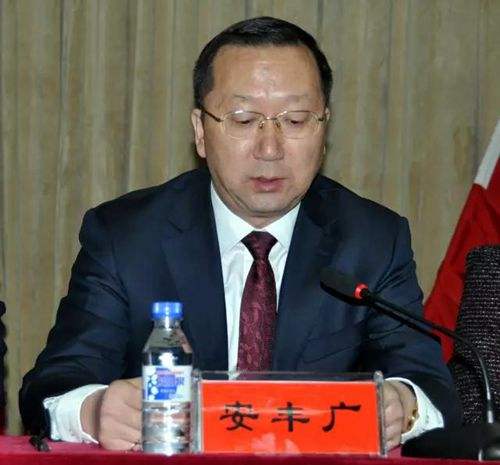 昌邑区召开纪委十五届二次会议