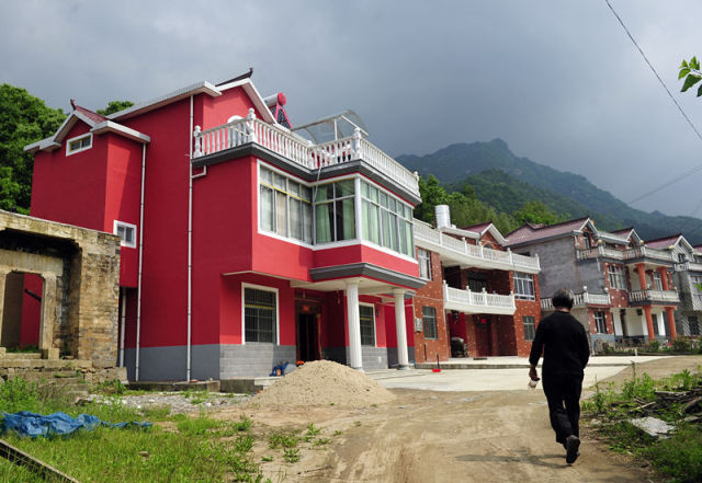 去年大湾村共有20户71人成功脱贫.