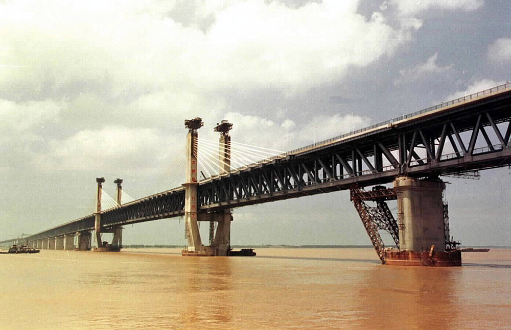 安徽最早的长江大桥图片