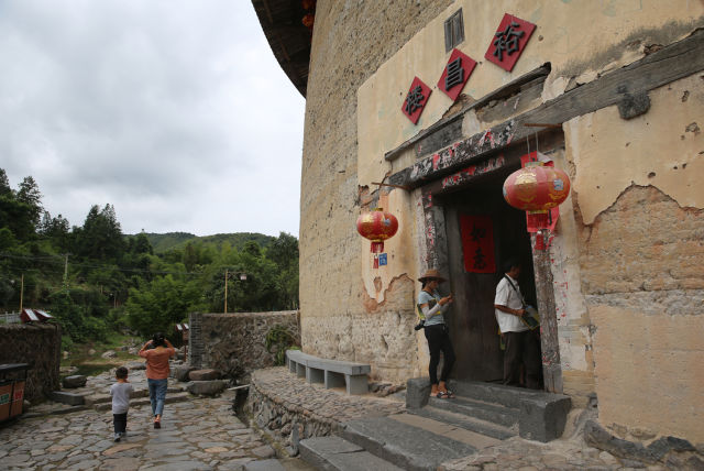 南靖县有多少人口_福建南靖这座土楼太神奇 十八个门三口水井,曾有四百多人(3)