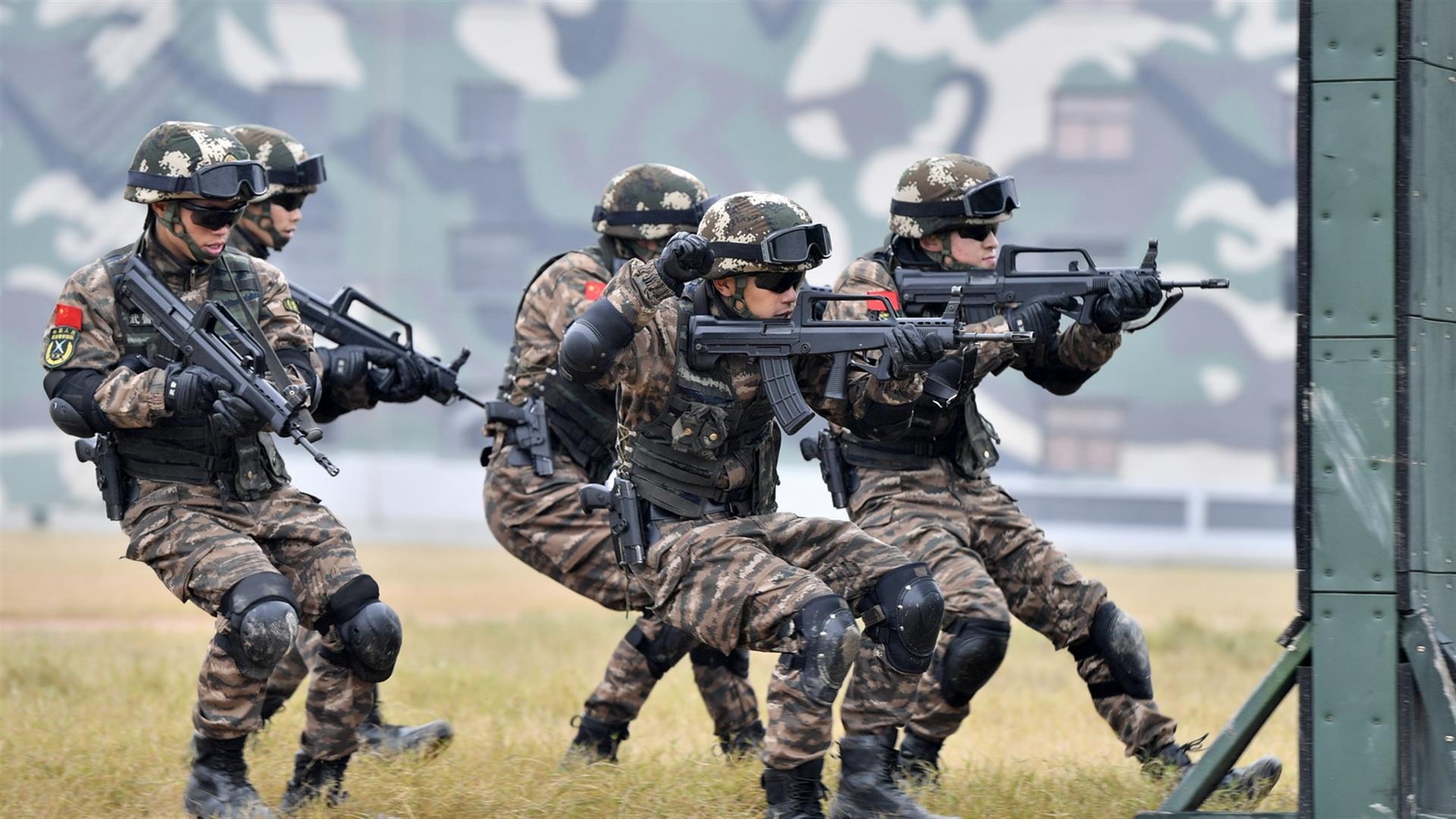 除了枪还用弩特战武警厉害到超乎你想象