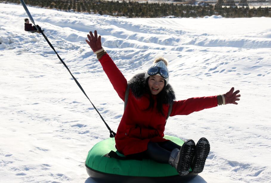 吉林临江第二届鸭绿江冰雪旅游节盛大开幕