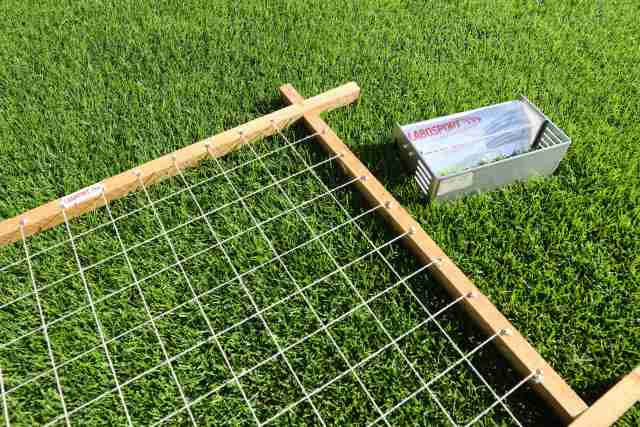 快乐小草：匠心打造的足球草坪