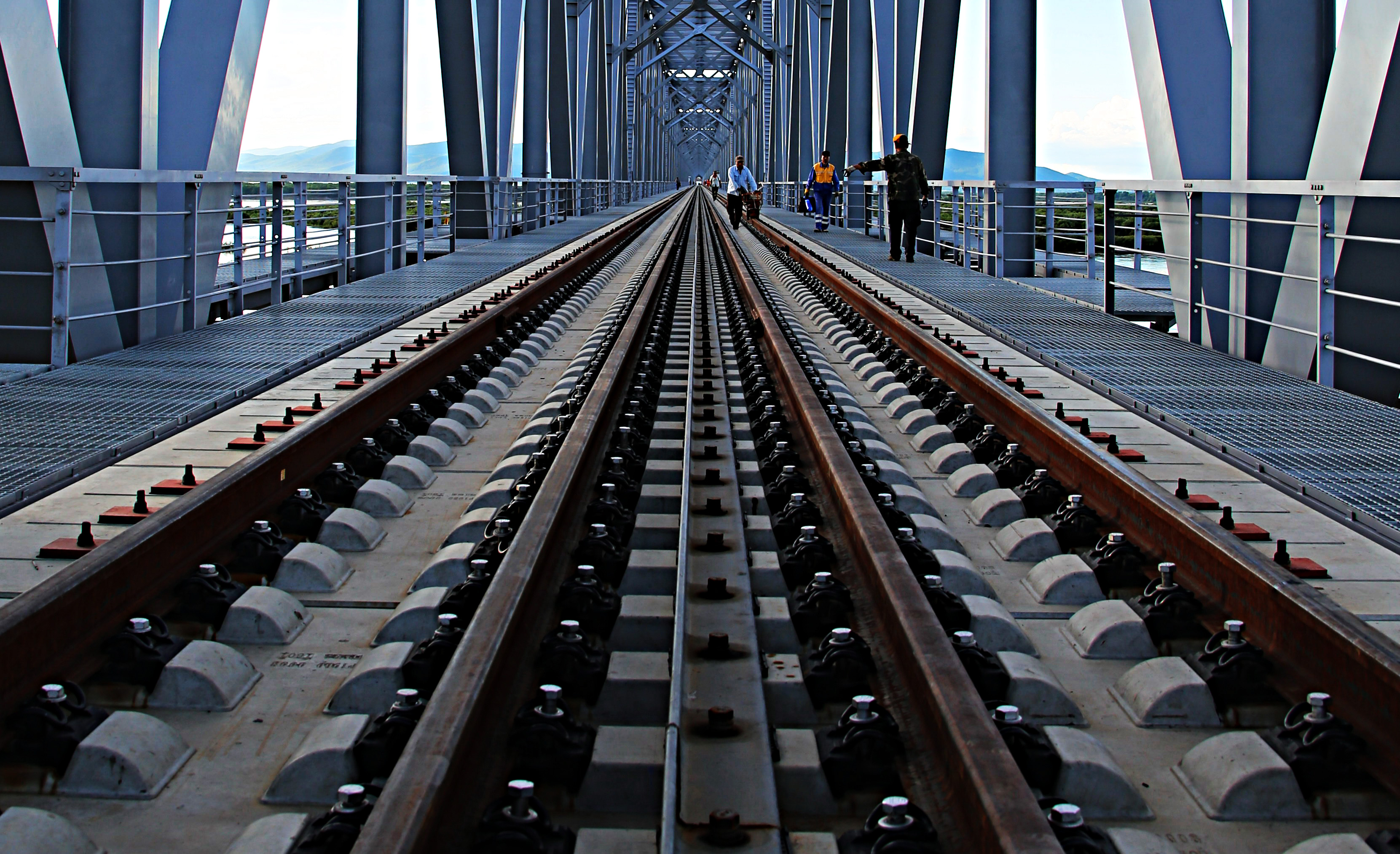 全线贯通啦,看看中俄首座跨江铁路桥长啥样?