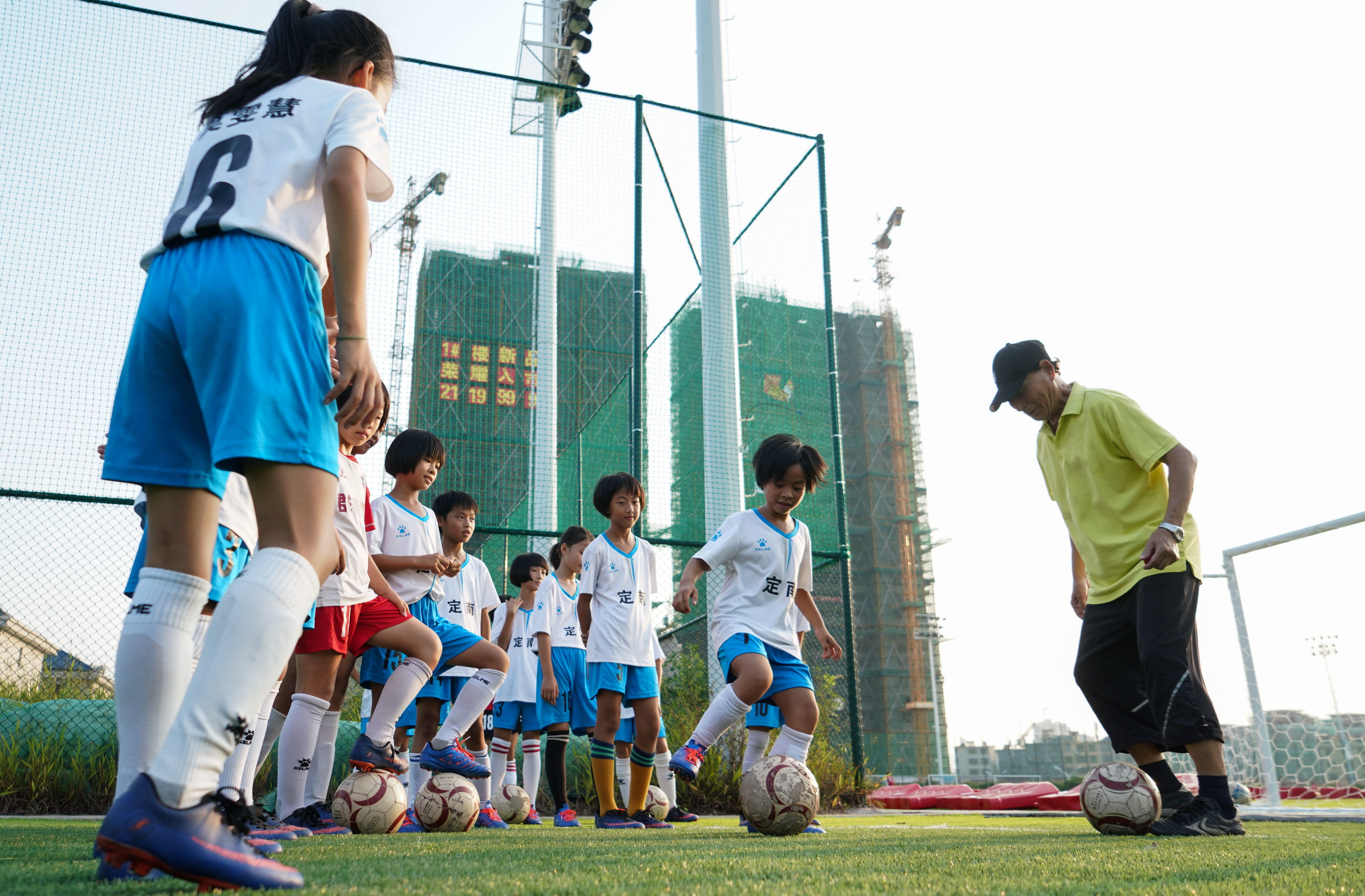 足球小将们的 教练爷爷 教练爷爷