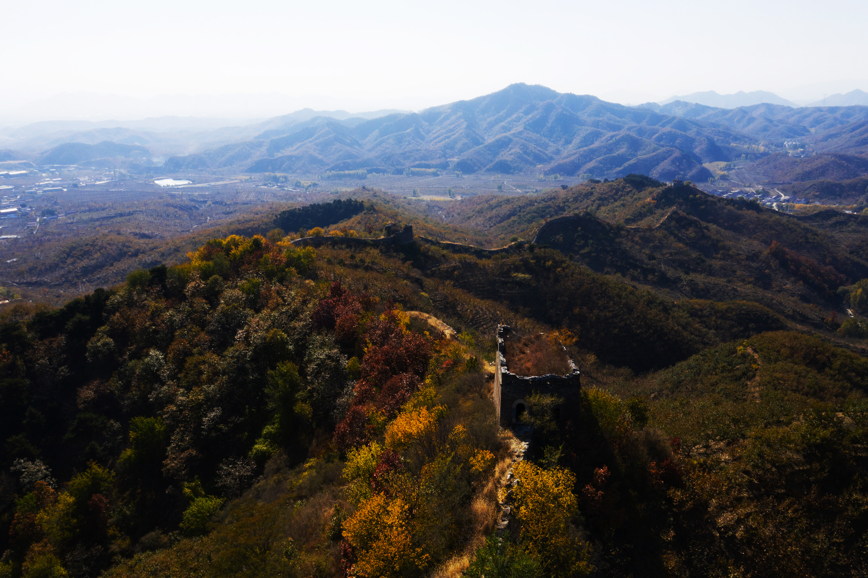 河北遵化:秋染古长城