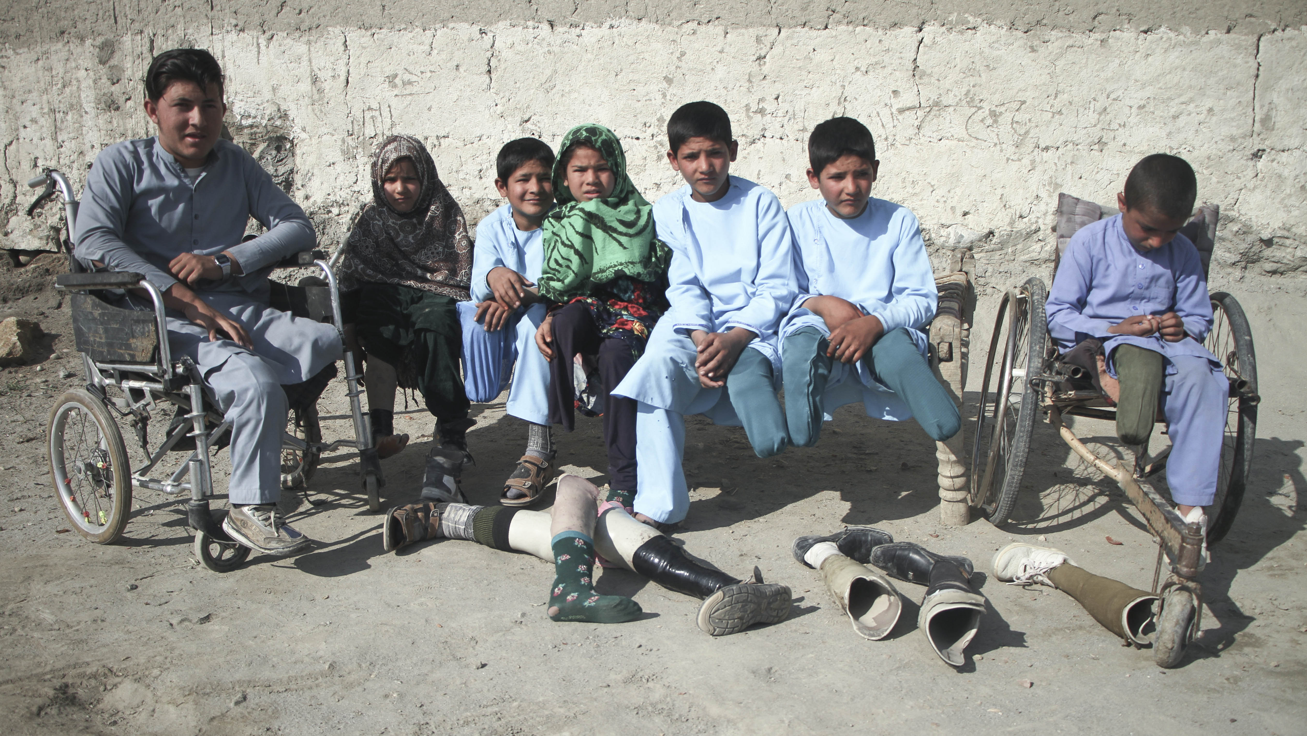 减暴首日阿富汗人喜忧参半