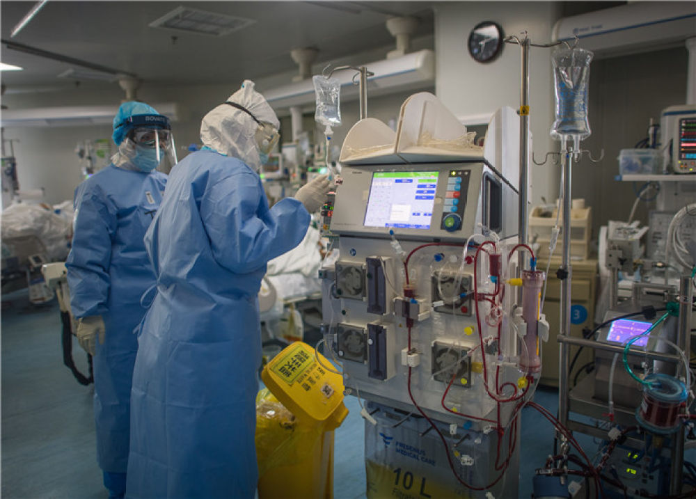 生命至上——聚焦新冠肺炎患者救治攻坚 生命至上——聚焦新冠肺炎患者救治攻坚