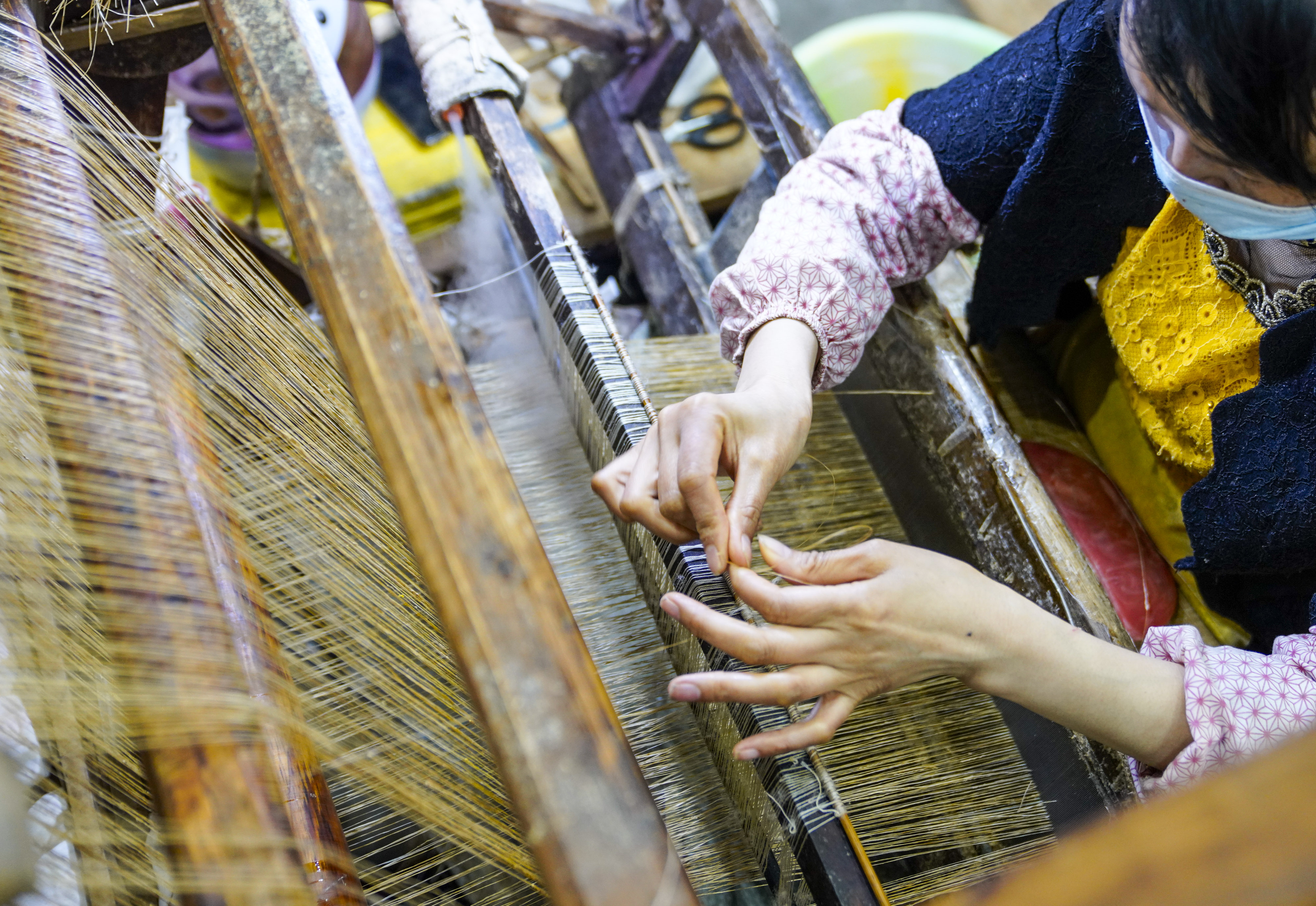 重庆"荣昌夏布"恢复生产迎来客流