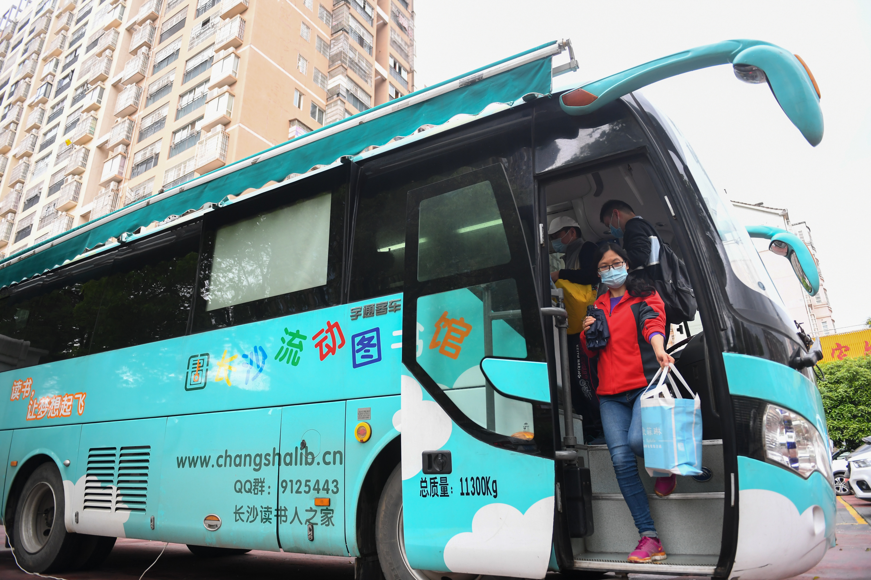 流动图书馆进社区