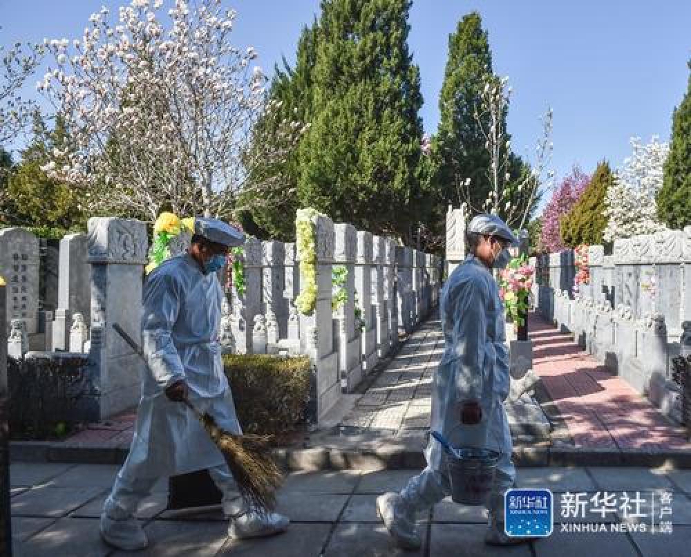 清明将至 北京公墓推出代祭服务
