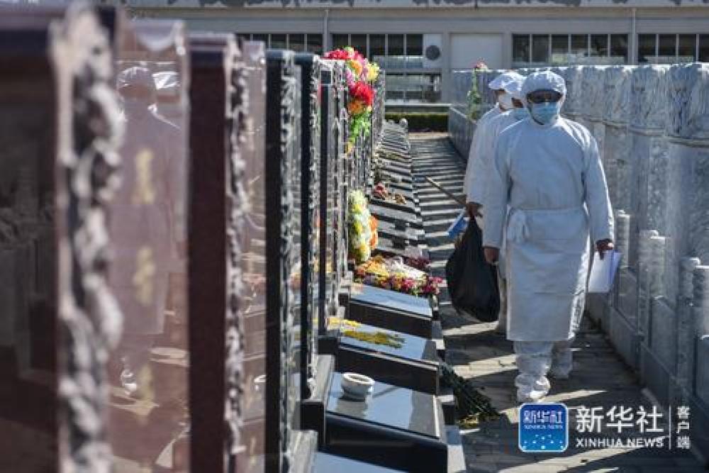 清明将至 北京公墓推出代祭服务