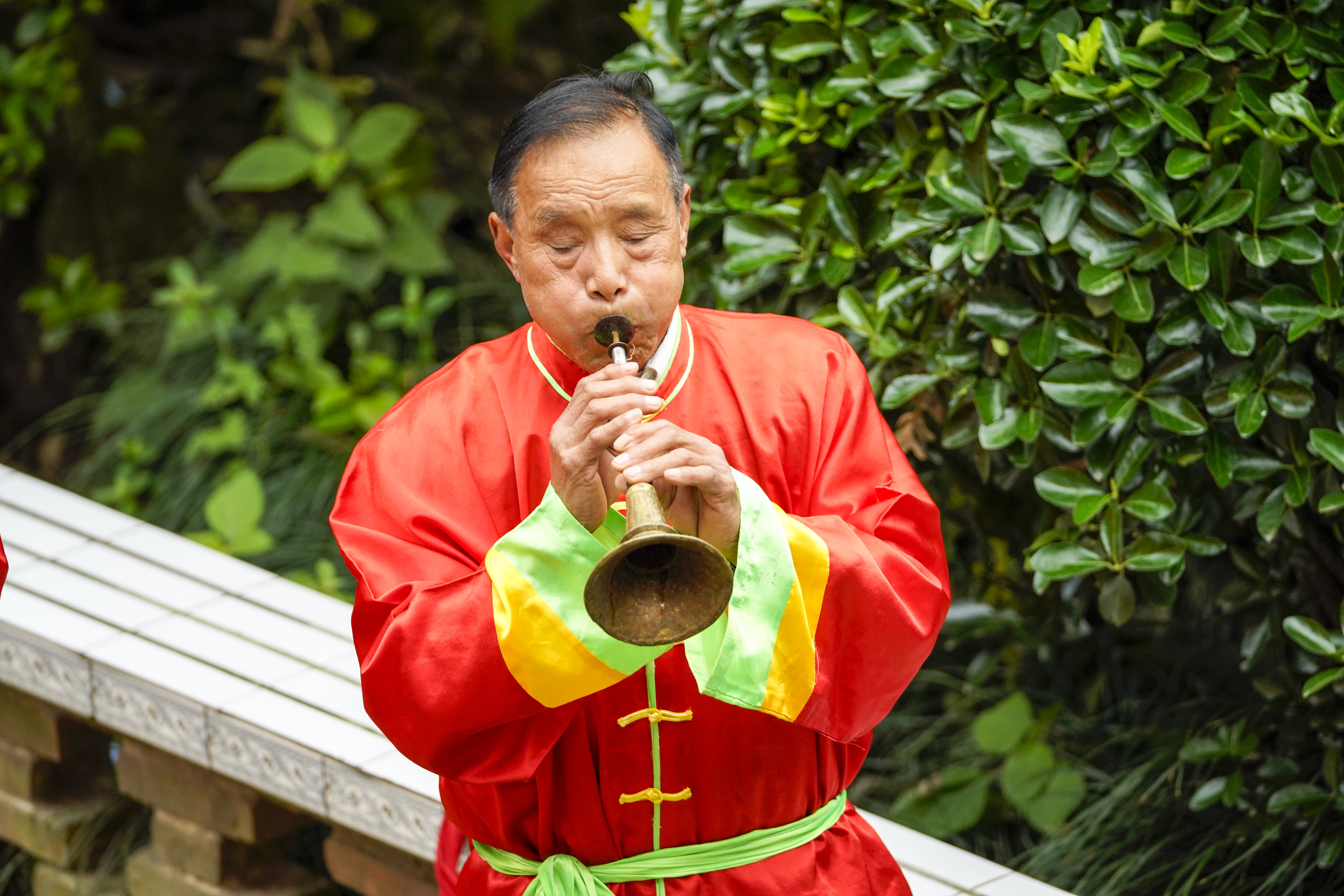 4月21日,永城吹打国家级非遗代表性传承人刘道荣在进行排练.