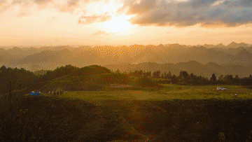 『』奋斗，以青春的名义