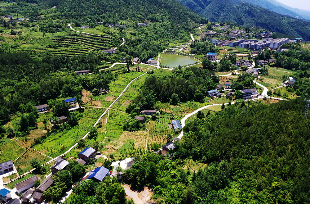 这是5月30日拍摄的大窝社区景色(无人机照片).新华社记者 王全超 摄