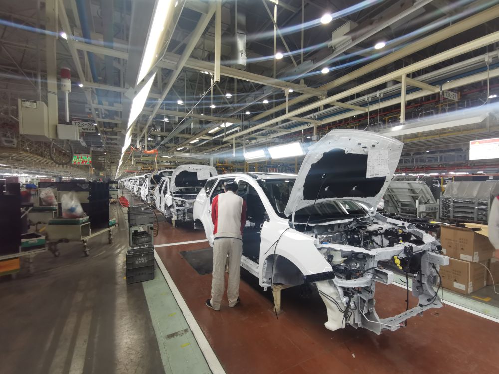 全国人大代表、长城汽车总裁王凤英眼中的关键词:新能源 “走出去” 信息化