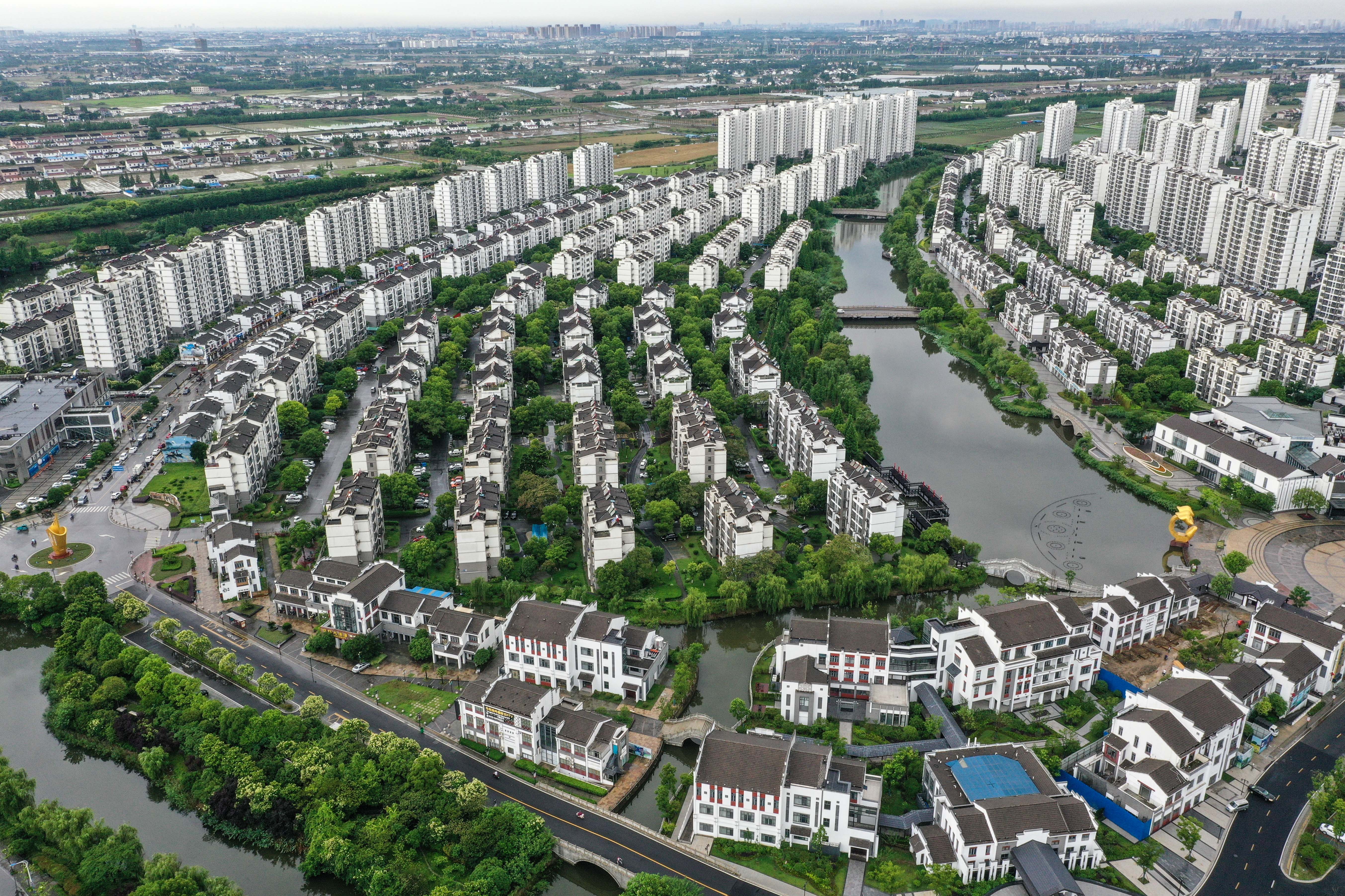 张家港永联村 乡村里的 都市