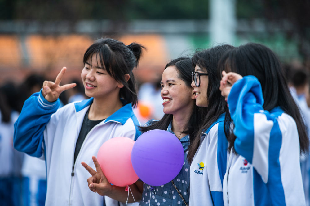 新华社青春飞扬