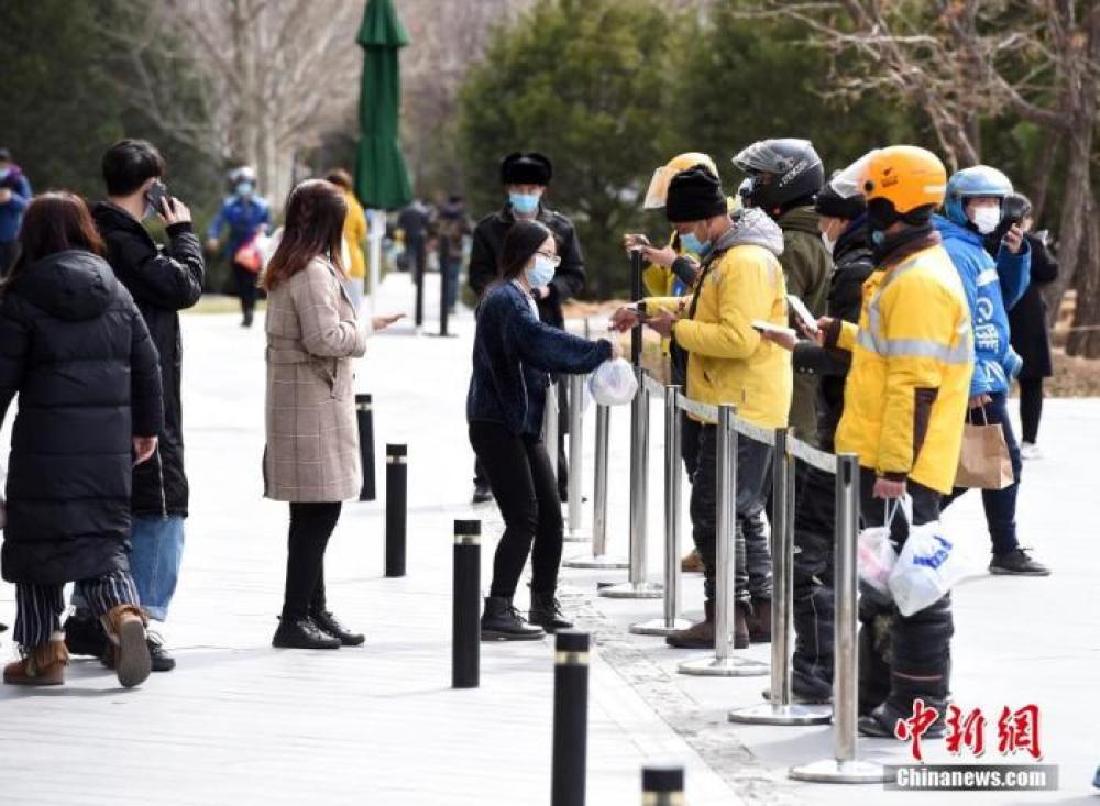 中新网北京多名餐馆工作人员确诊，还能安心叫外卖吗？