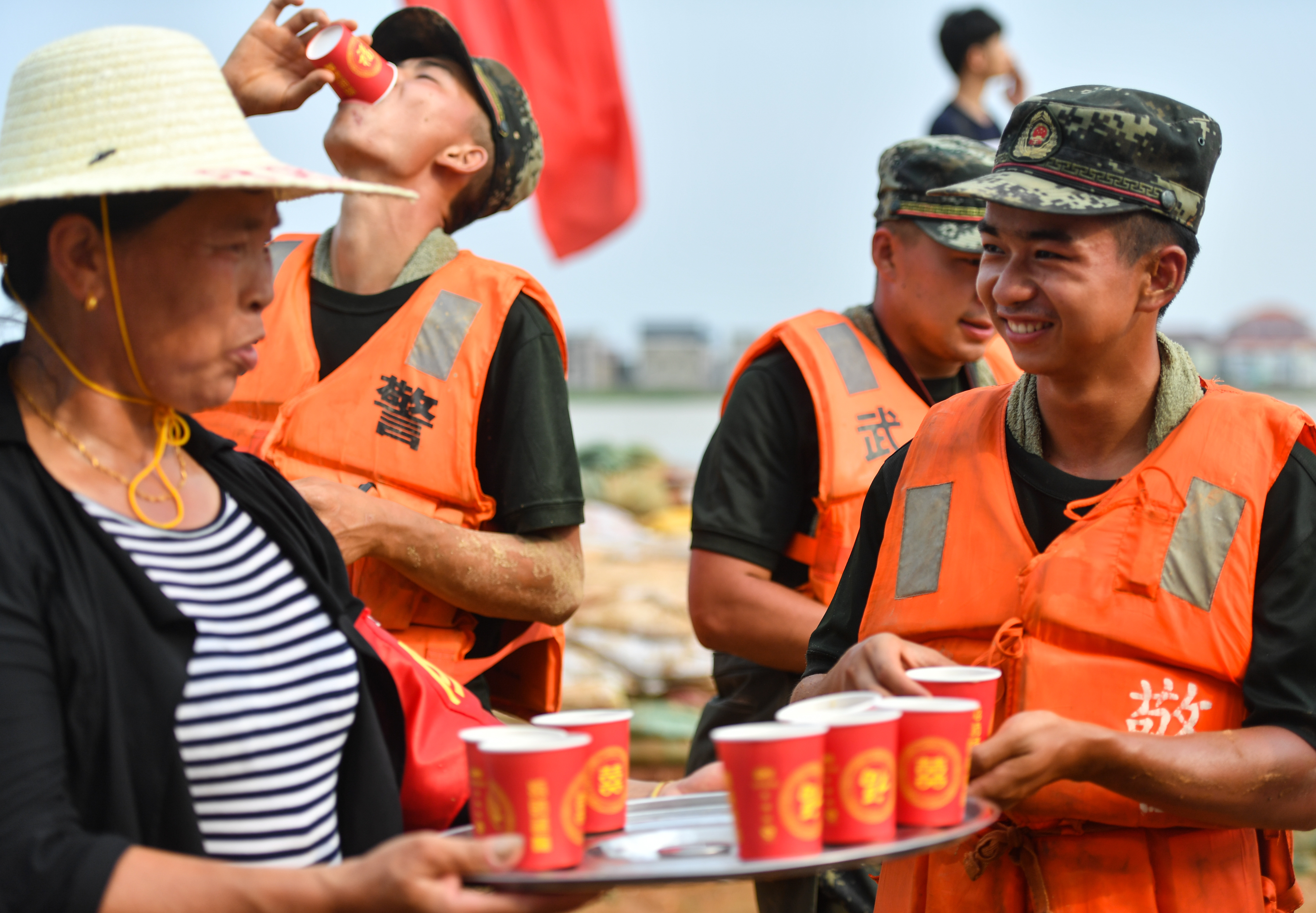 圩堤上的无悔青春|圩堤上的无悔青春