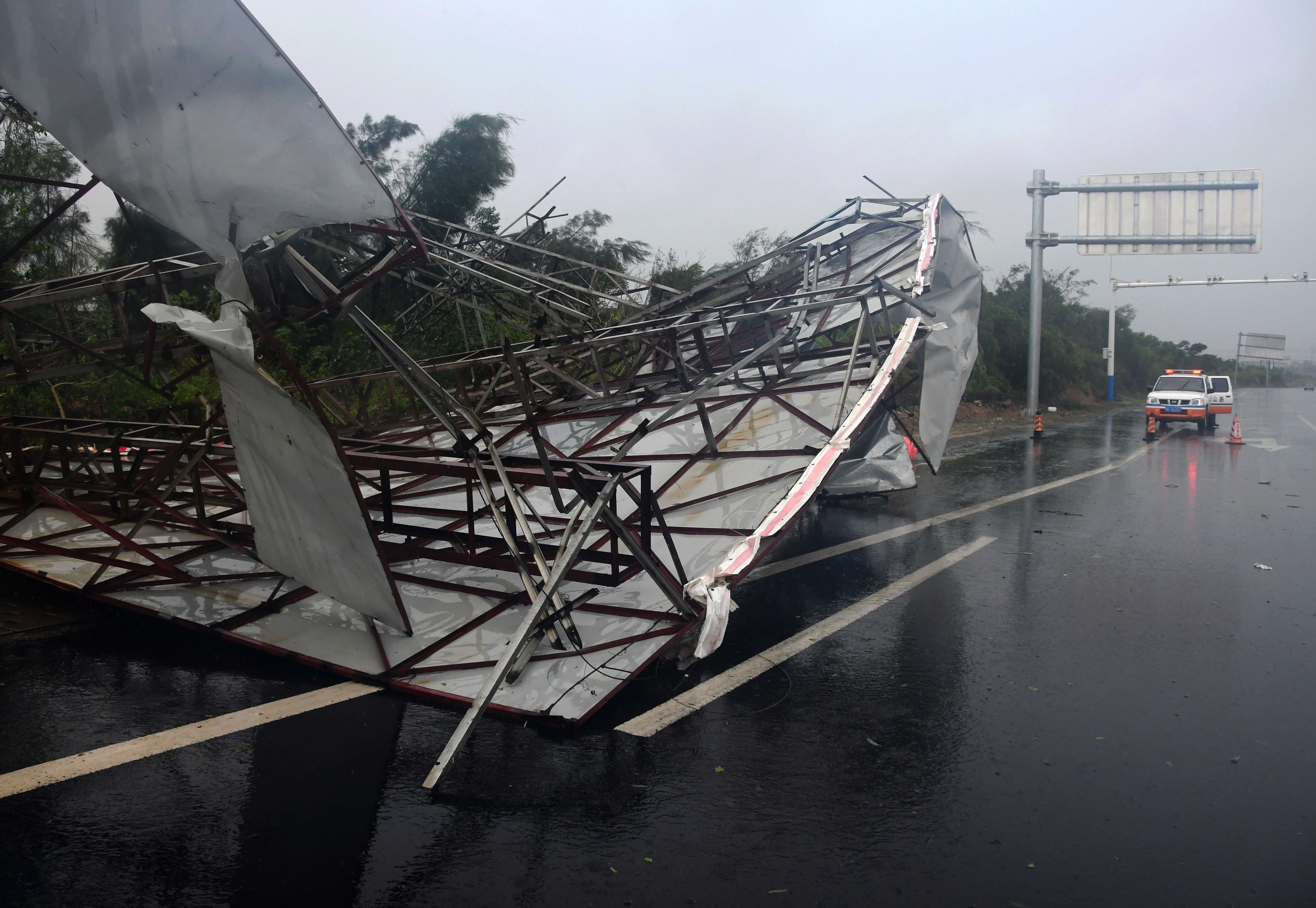 台风"米克拉"登陆福建_河北新闻网手机版