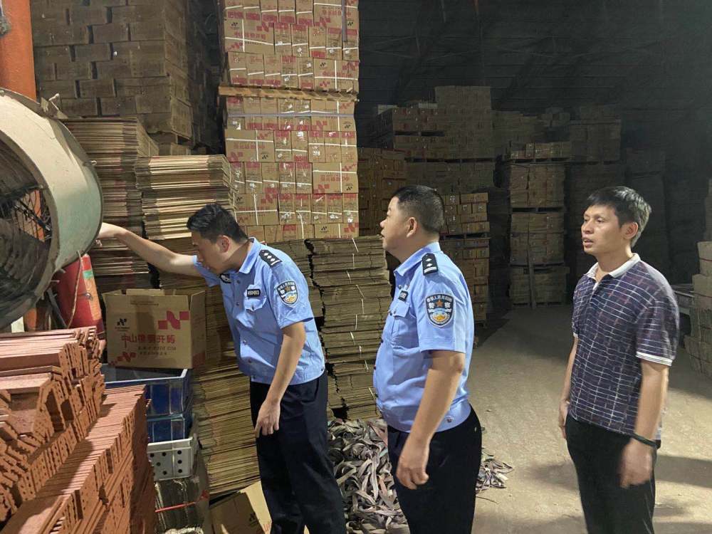 福建晋江重拳查处各类消防违法行为 33人被拘留