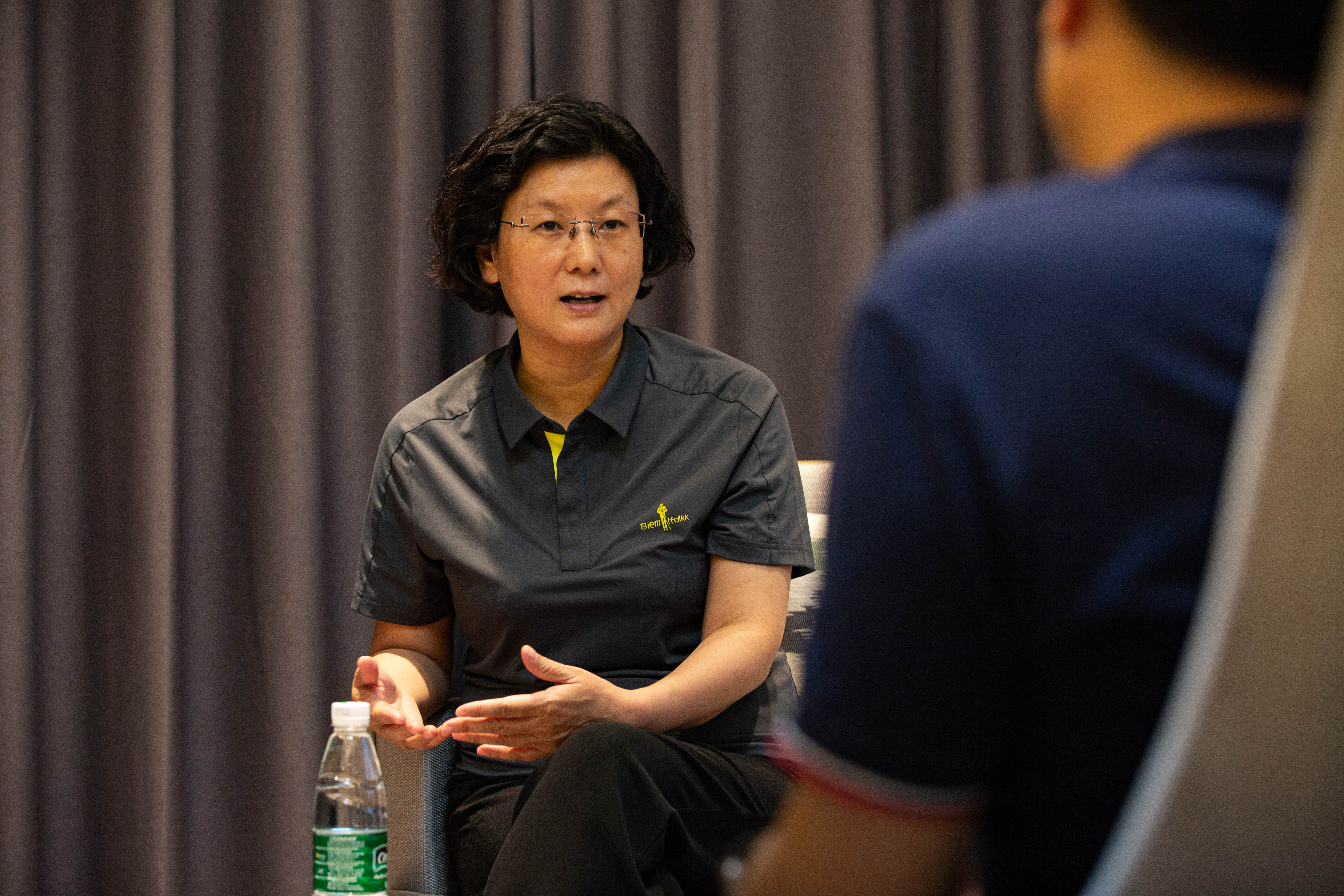 让小小飞镖从侯马走向全国