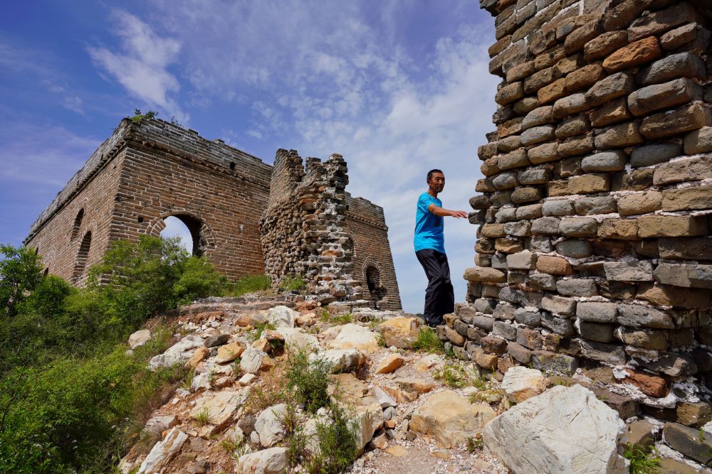 河北迁安:"老去的长城,需要有人守护"