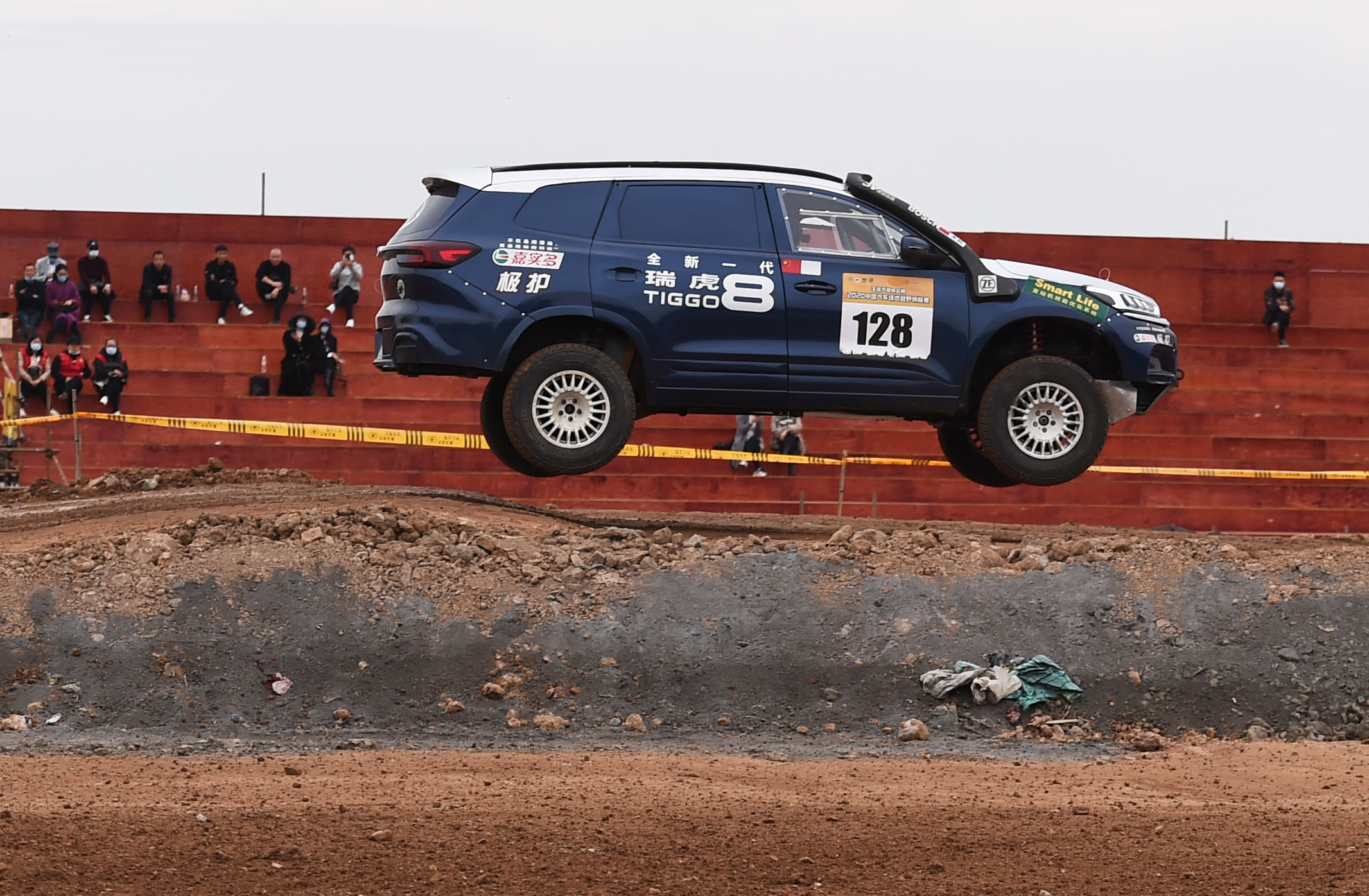 赛车| 中国汽车场地越野锦标赛排位赛在浙江玉环举行 - 新华社客户端