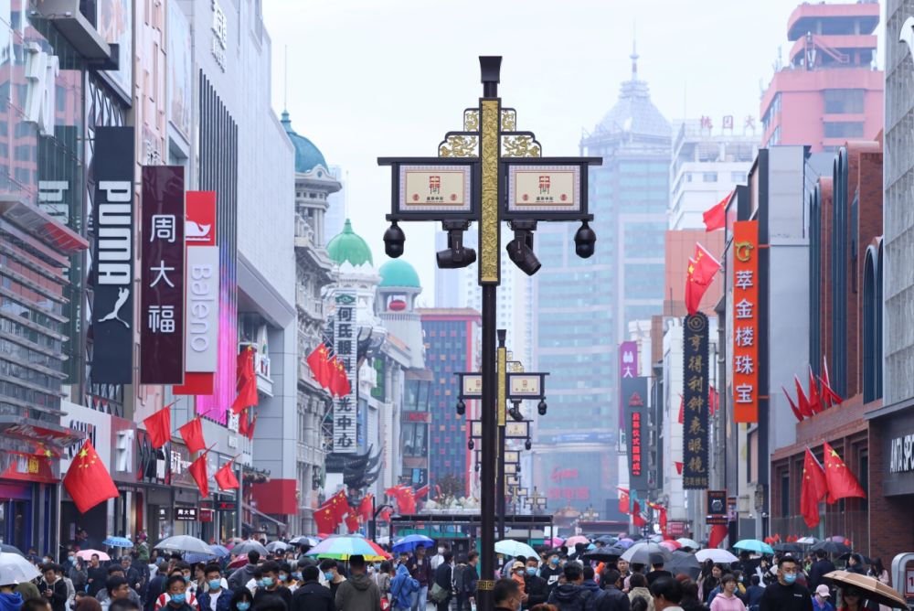 沈阳中街新貌迎新年 沈阳中街新貌迎新年