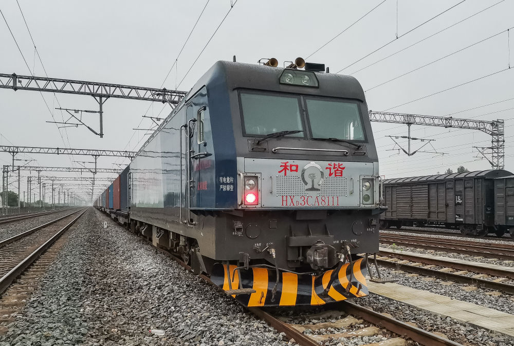 中欧携手抗疫　共促经济复苏