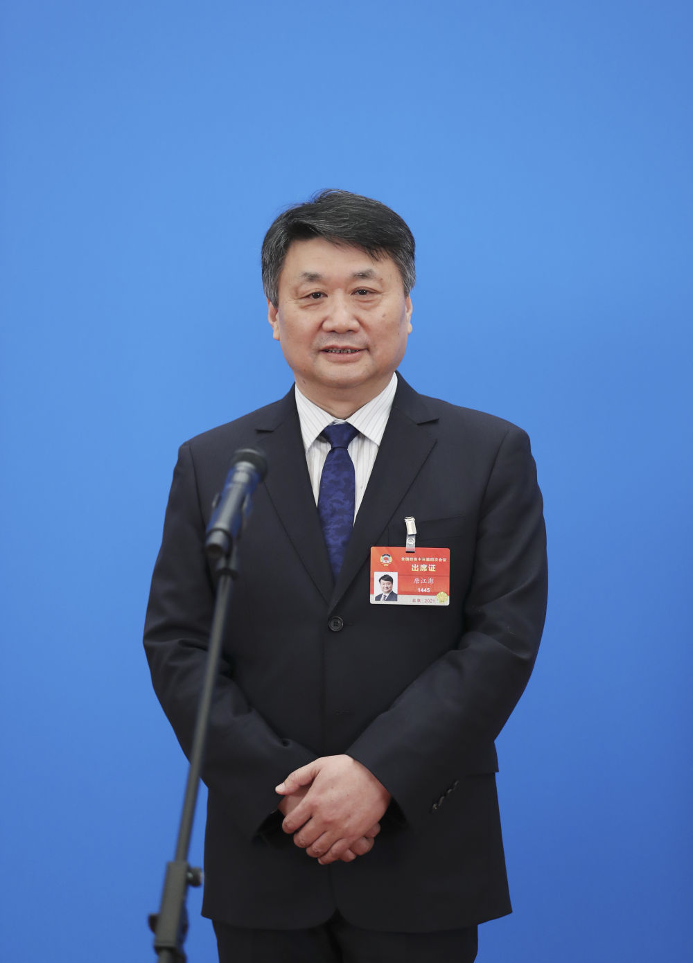 聚焦两会委员通道