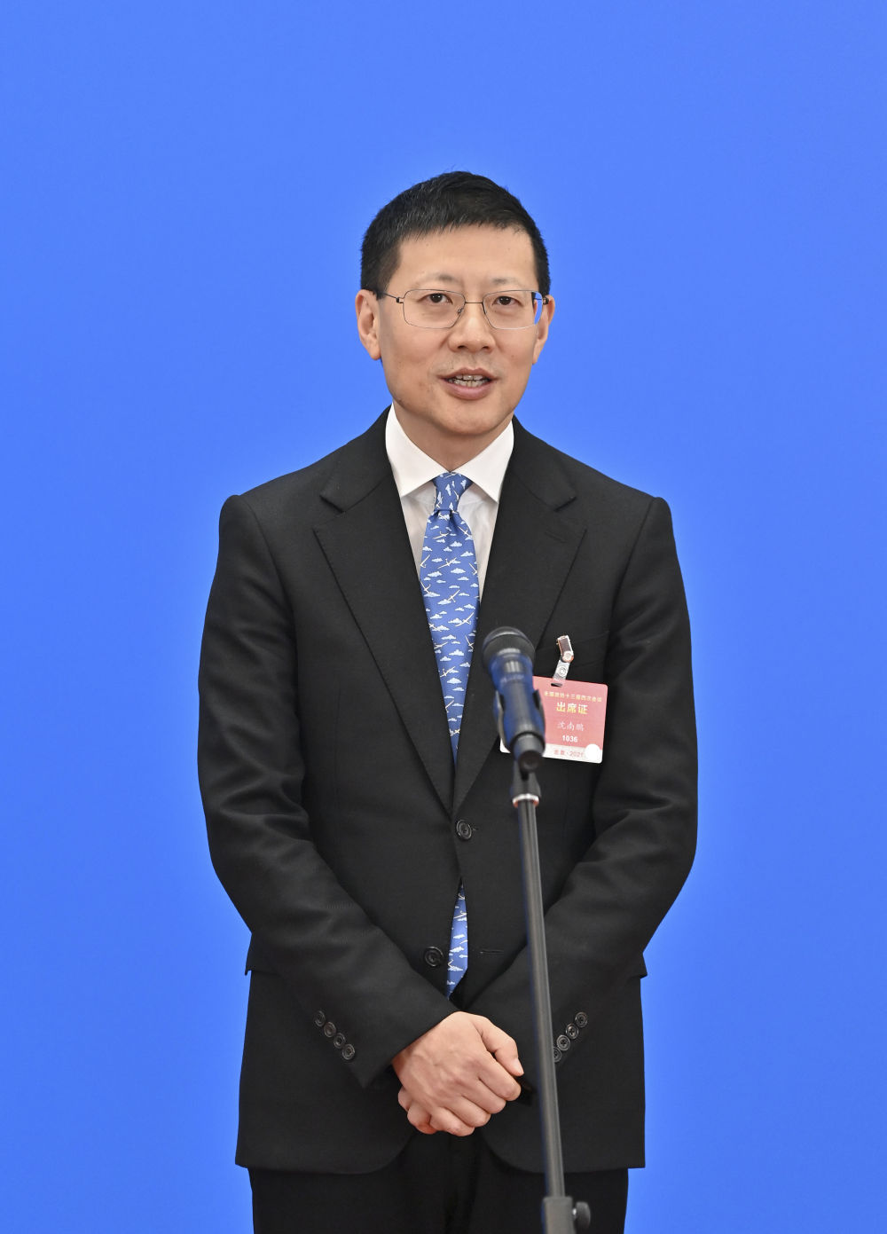 聚焦两会委员通道