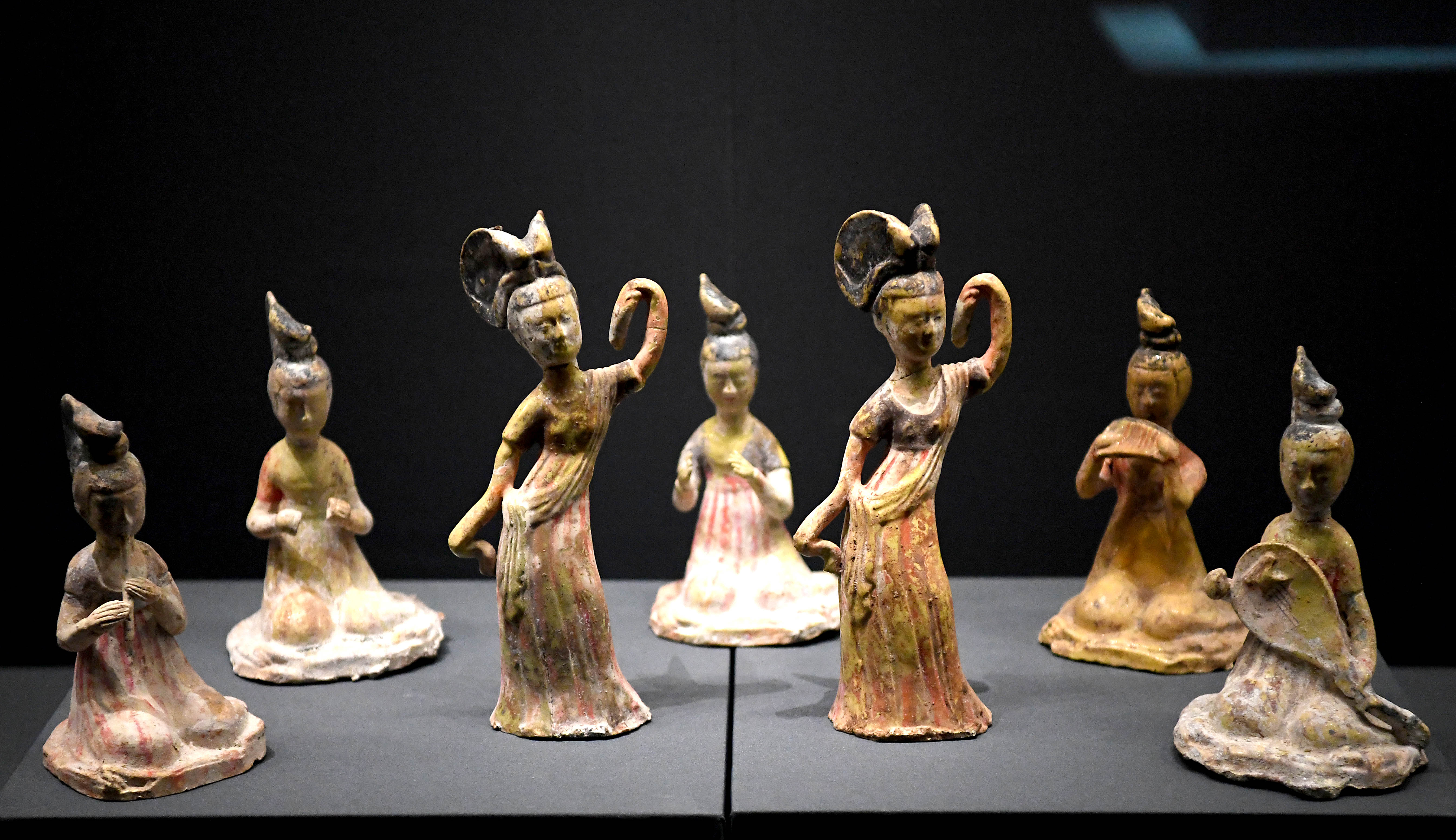 百余件汉唐乐舞文物在郑州展出